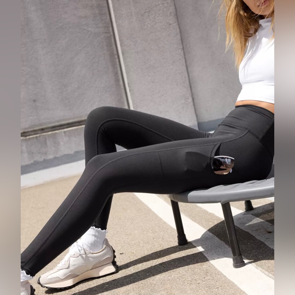 OFFLINE By Aerie The Hugger High Waisted Pocket Legging XL SHORT